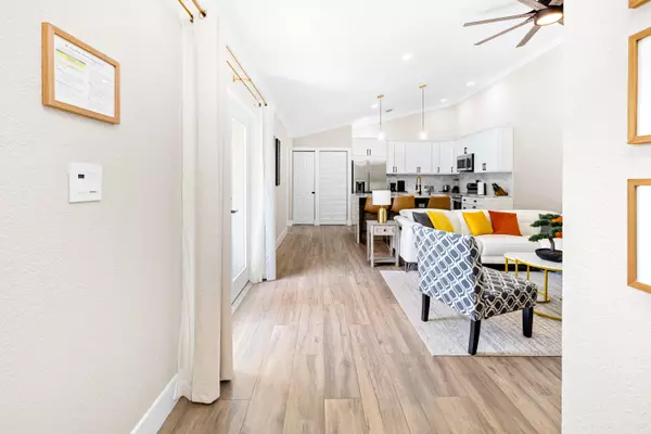 Wellington, FL 33414,1672 Hawthorne PL