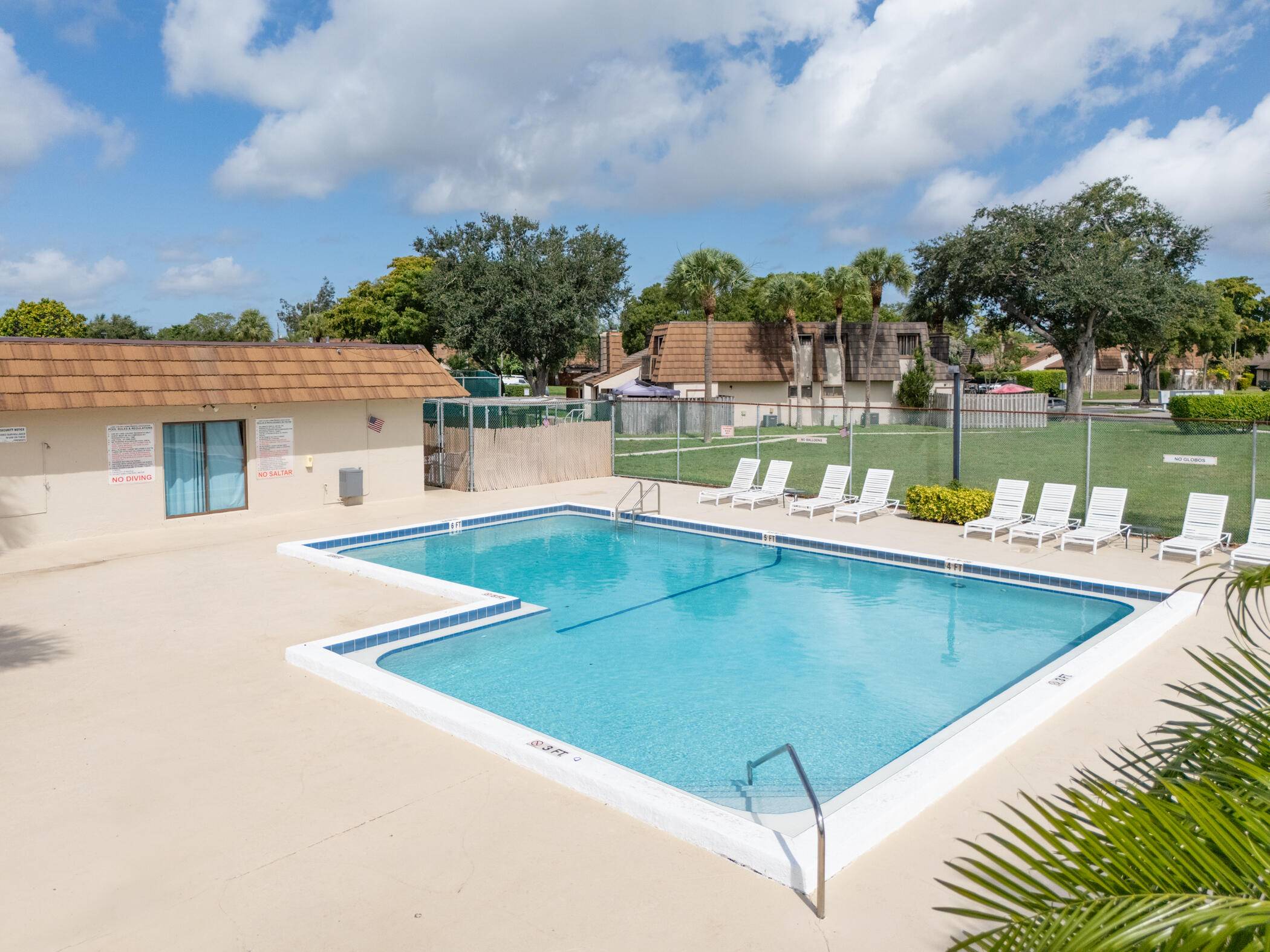 4135 Palm Bay CIR B, West Palm Beach, FL 33406
