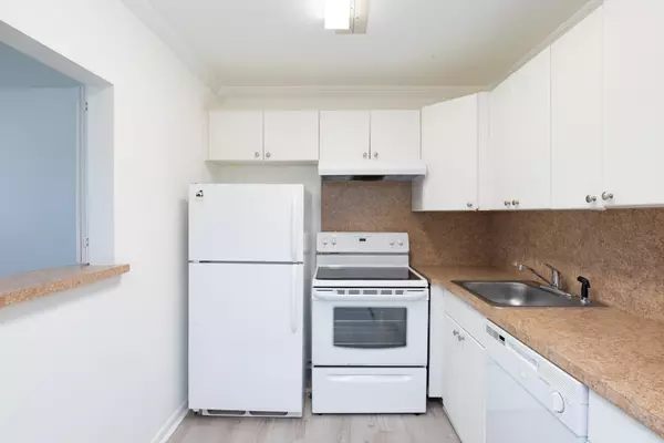 Boca Raton, FL 33434,398 Mansfield J