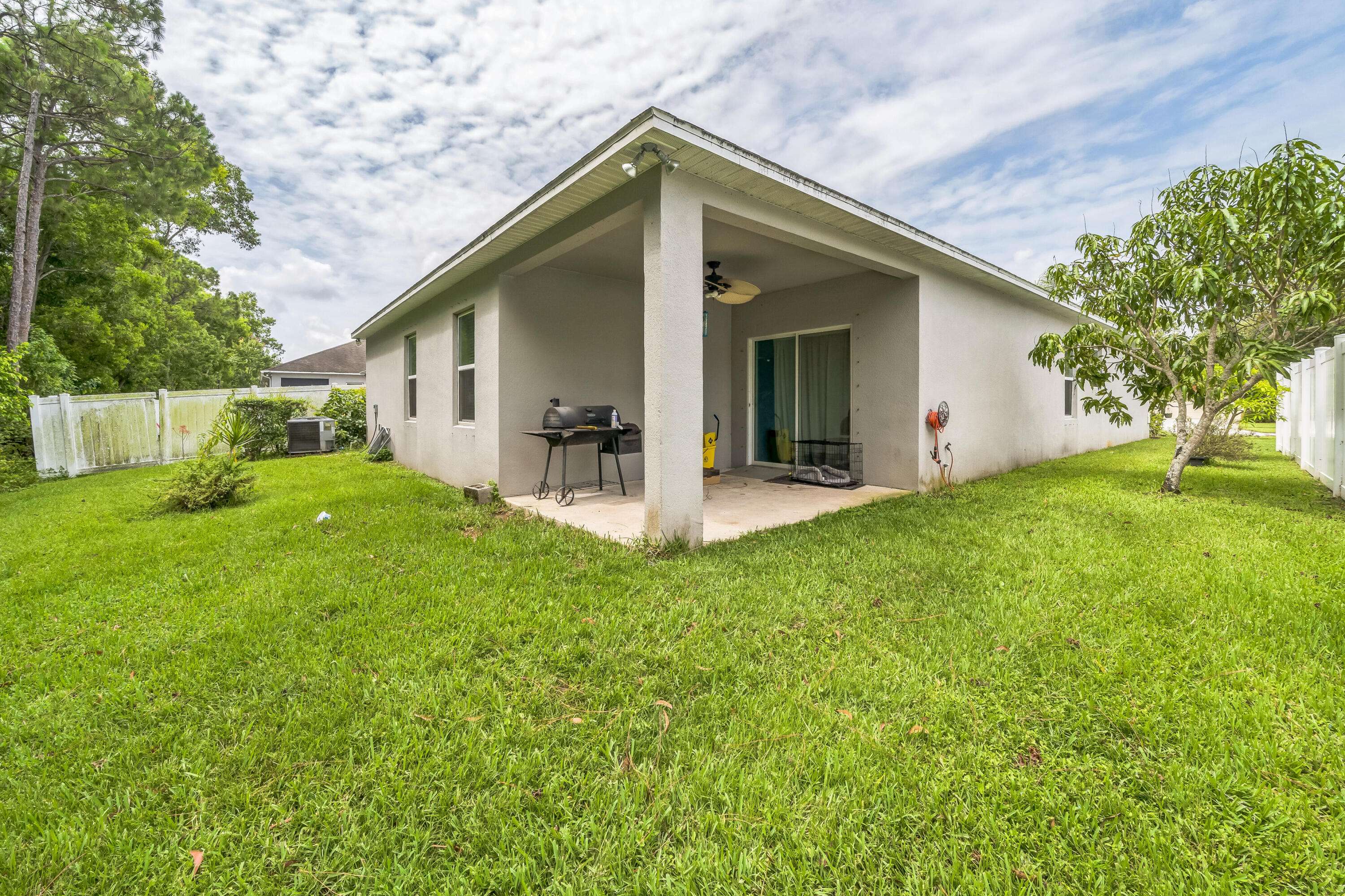 Port Saint Lucie, FL 34986,5347 NW Wisk Fern CIR