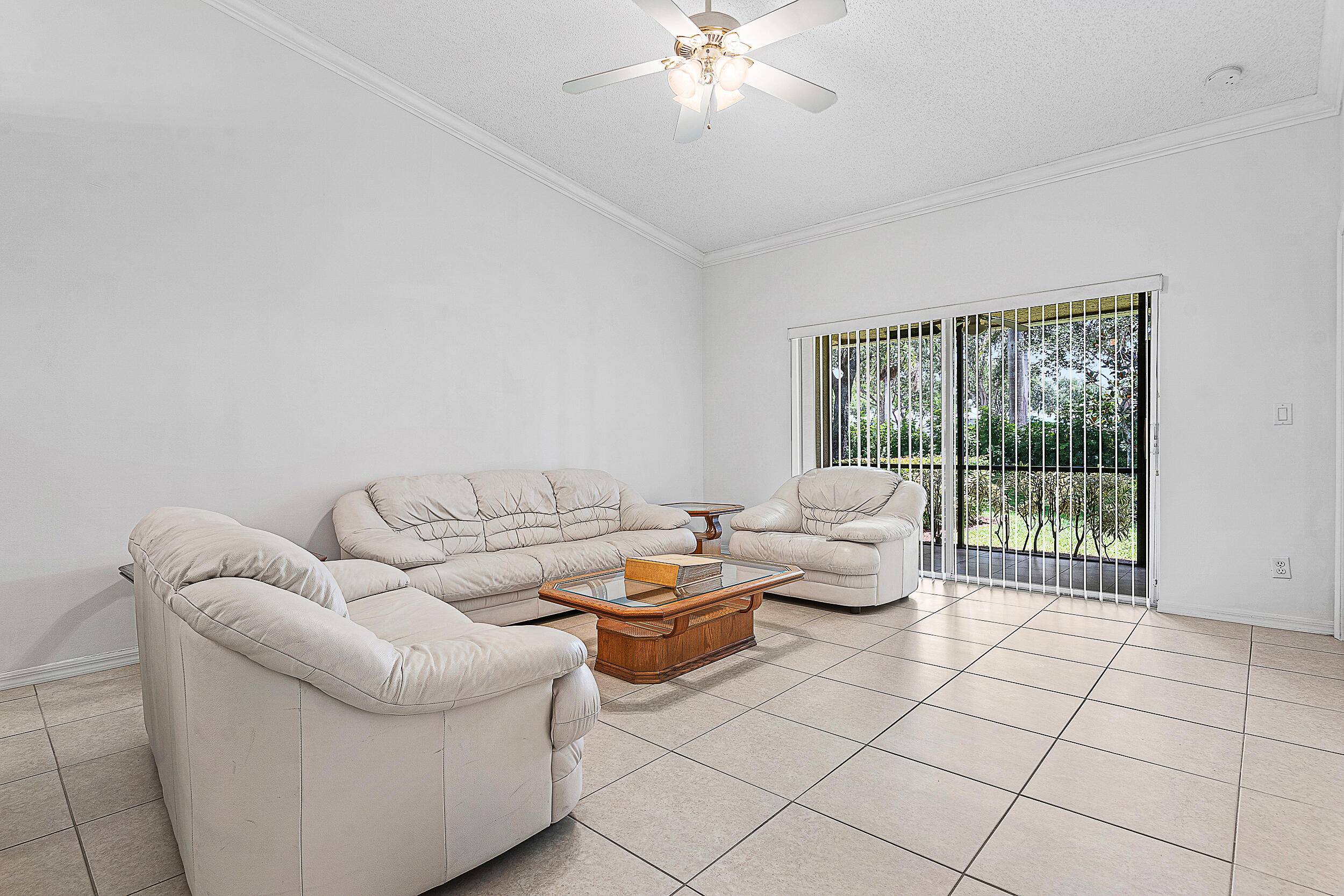 Royal Palm Beach, FL 33411,9331 Bridgeport DR