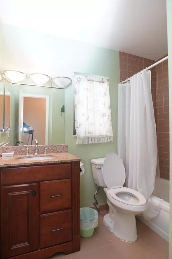 Lake Worth, FL 33462,6369 Lantana Pines DR