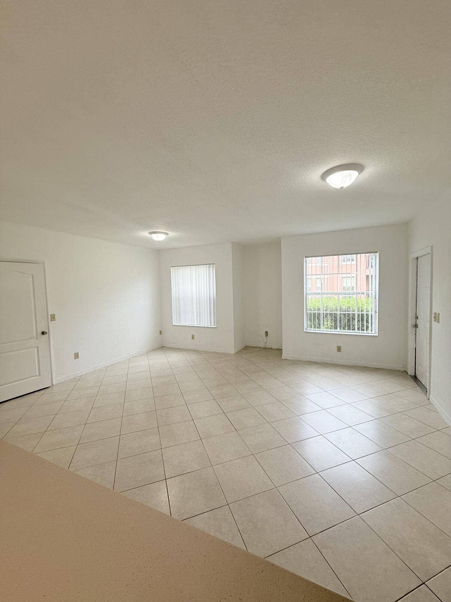 Port Saint Lucie, FL 34986,120 SW Peacock BLVD 11107