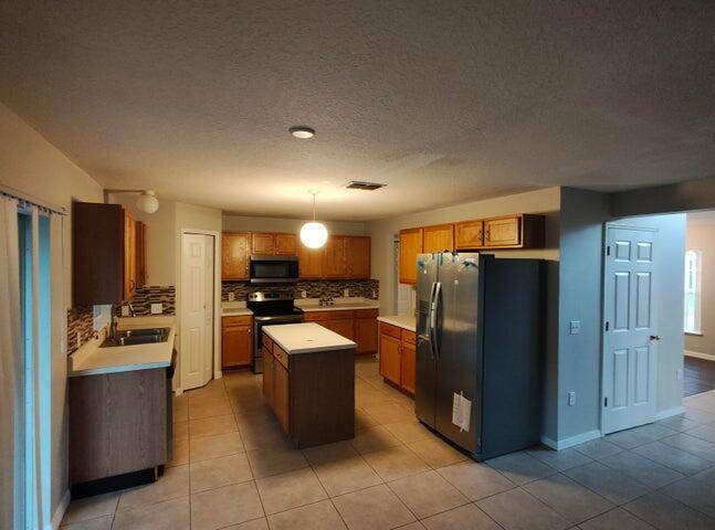 Stuart, FL 34997,3394 Jefferson ST