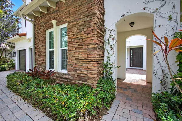 Palm Beach Gardens, FL 33410,1716 Nature CT