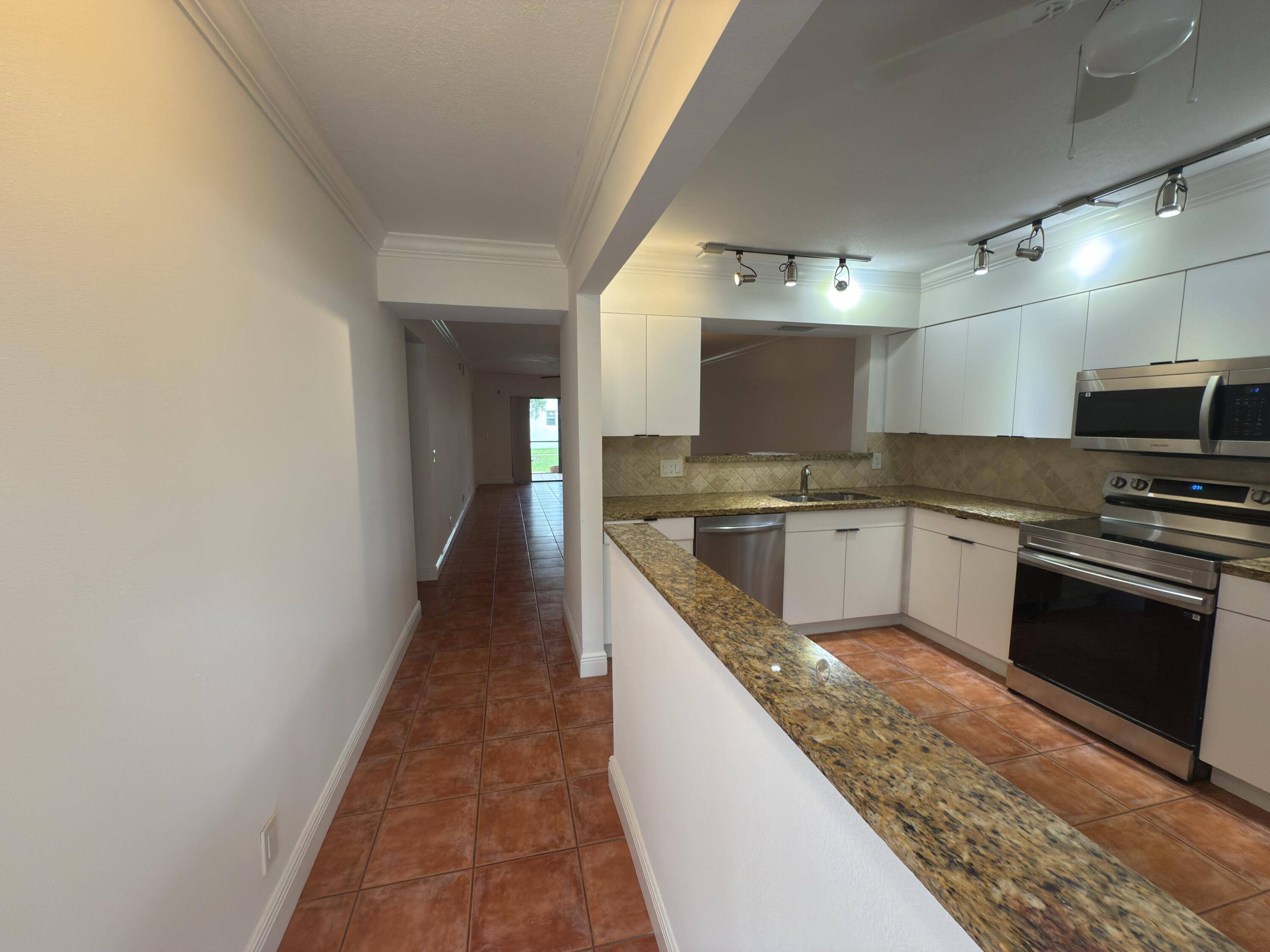 Delray Beach, FL 33483,701 Avenue L 105-A
