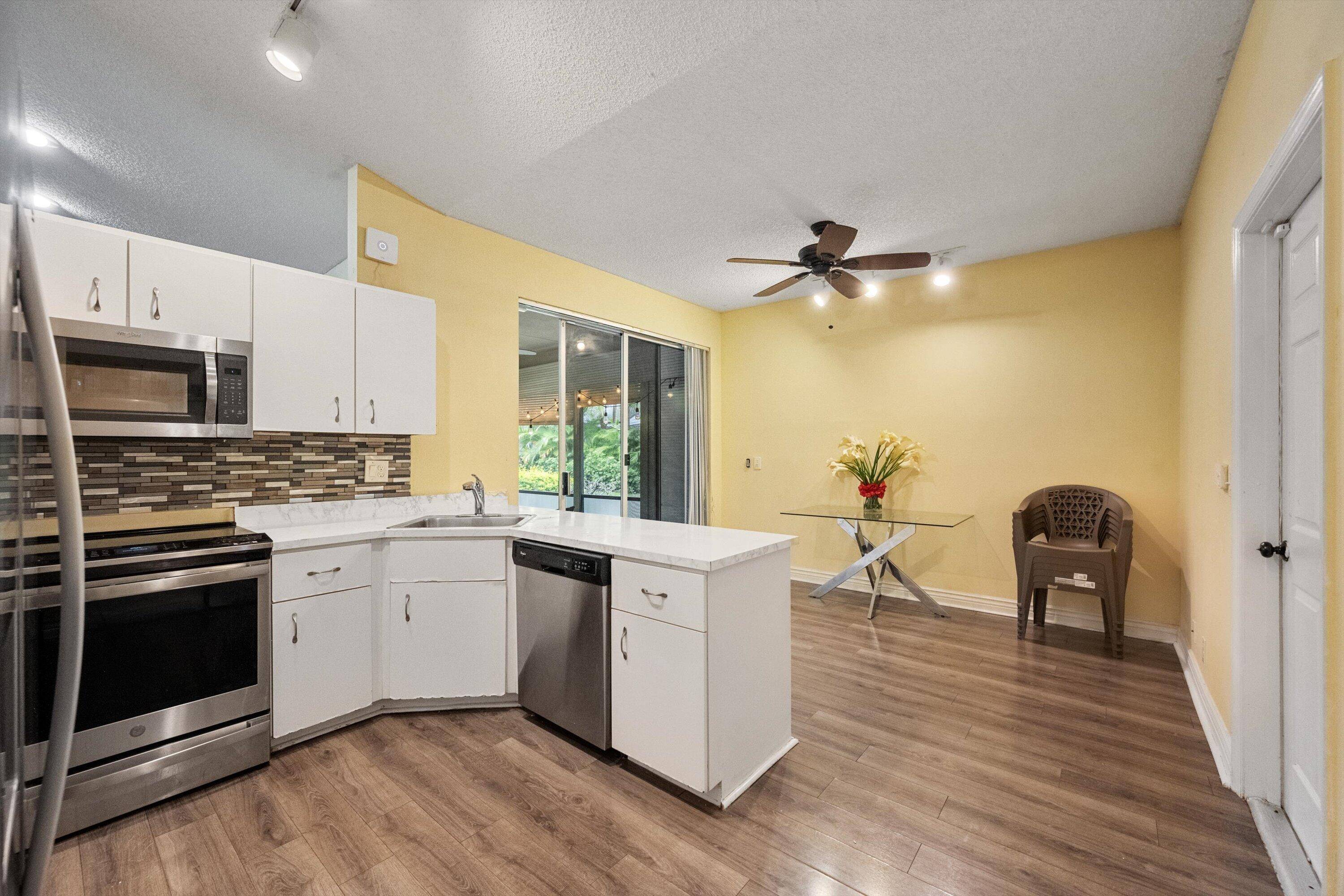 Boynton Beach, FL 33436,7640 Forest Green LN