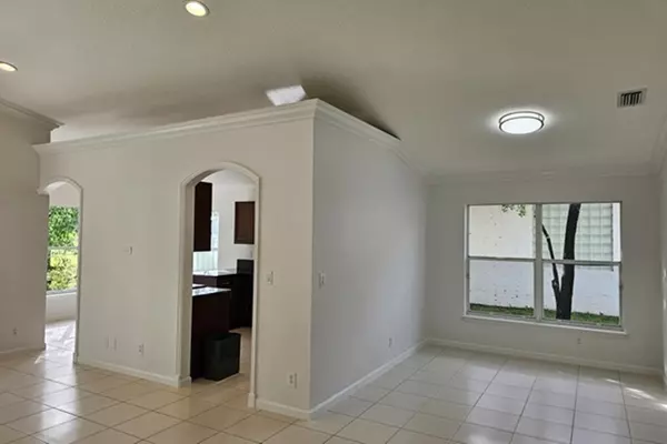 West Palm Beach, FL 33411,8667 San Andros