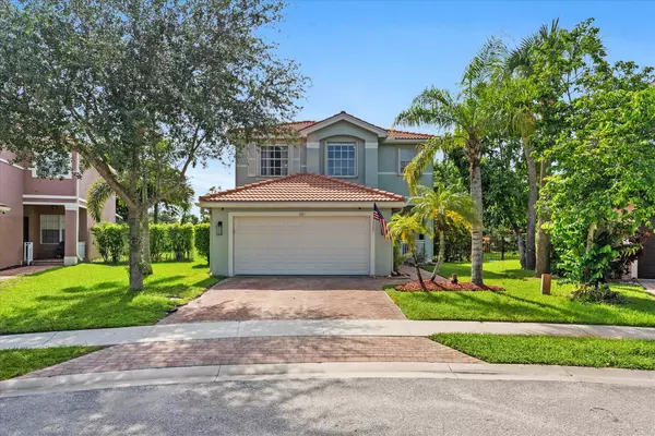 681 Garden Cress TRL,  Royal Palm Beach,  FL 33411
