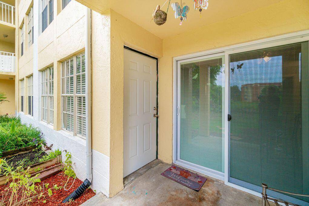 Boca Raton, FL 33433,6324 Costa C DR C