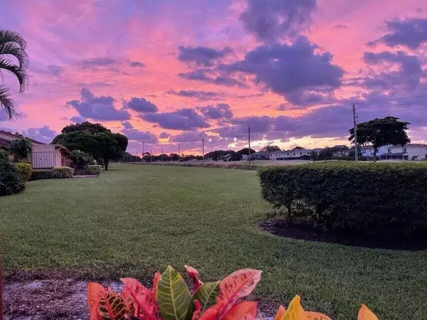 Boynton Beach, FL 33437,5944 Forest Grove 1 DR 1