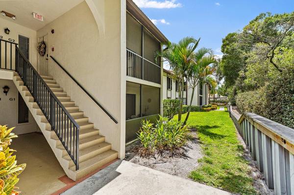 1995 SW Silver Pine WAY 119-G2, Palm City, FL 34990