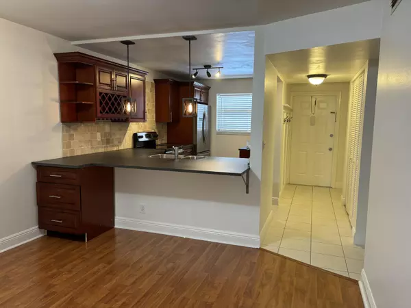 Delray Beach, FL 33445,2895 SW 22nd AVE 2060