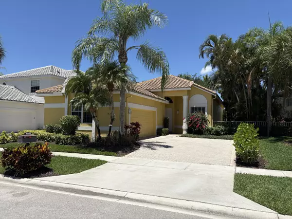16958 Knightsbridge LN, Delray Beach, FL 33484