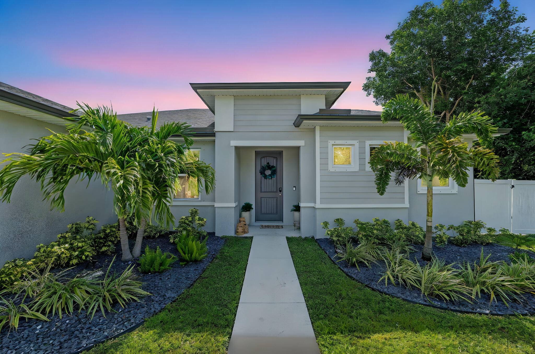 4281 SW Xenon ST, Port Saint Lucie, FL 34953