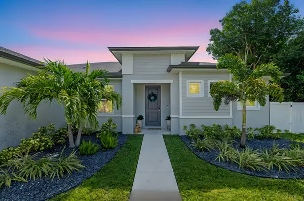 4281 SW Xenon ST, Port Saint Lucie, FL 34953