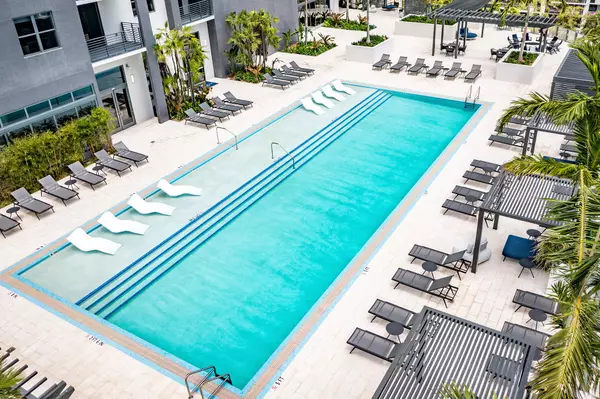 Fort Lauderdale, FL 33301,401 SW 1st AVE 3201