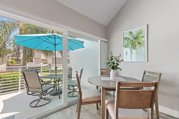 Jupiter, FL 33477,1605 S Us Highway 1 209m2