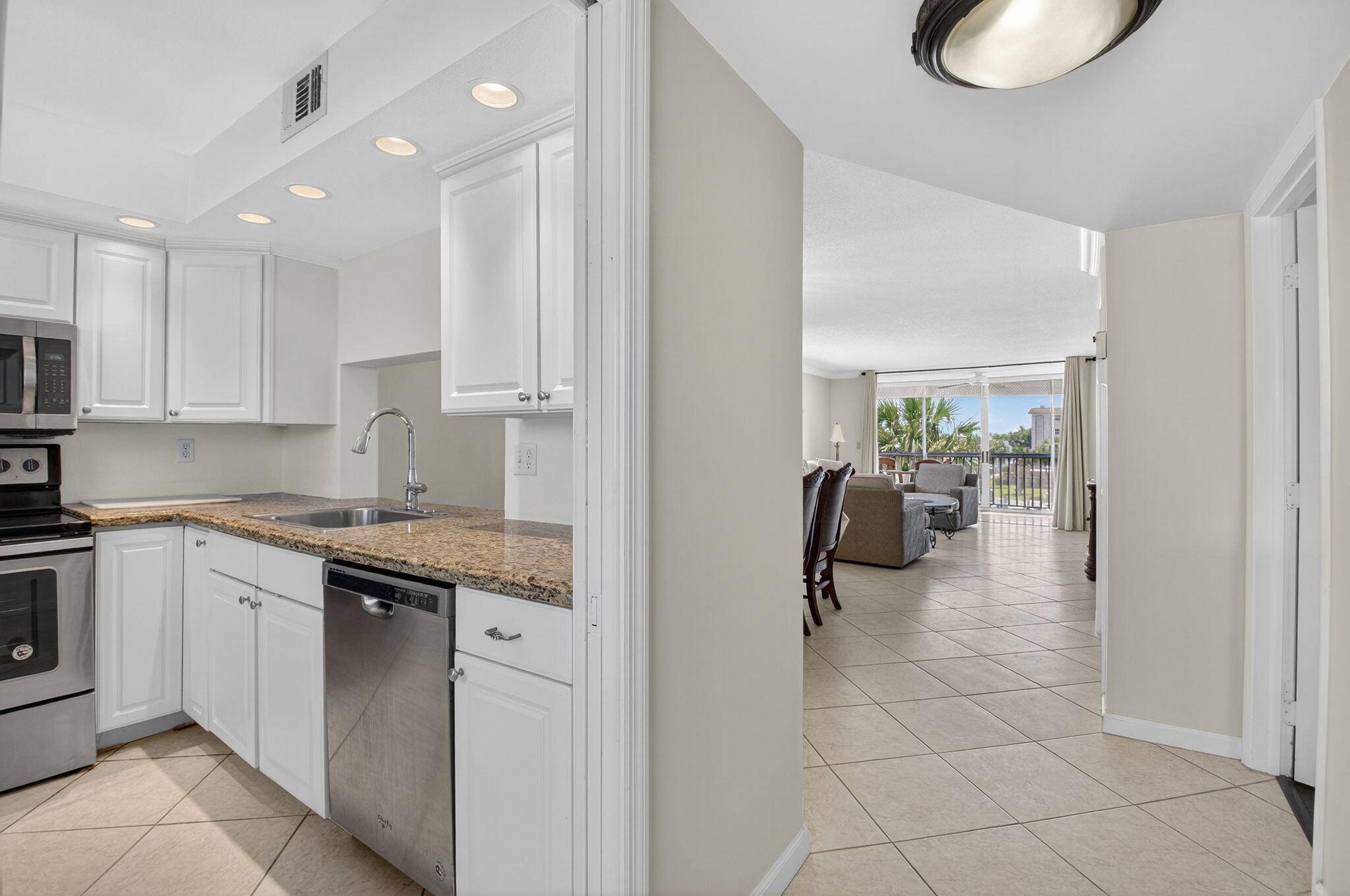 Delray Beach, FL 33483,2717 Florida BLVD 320