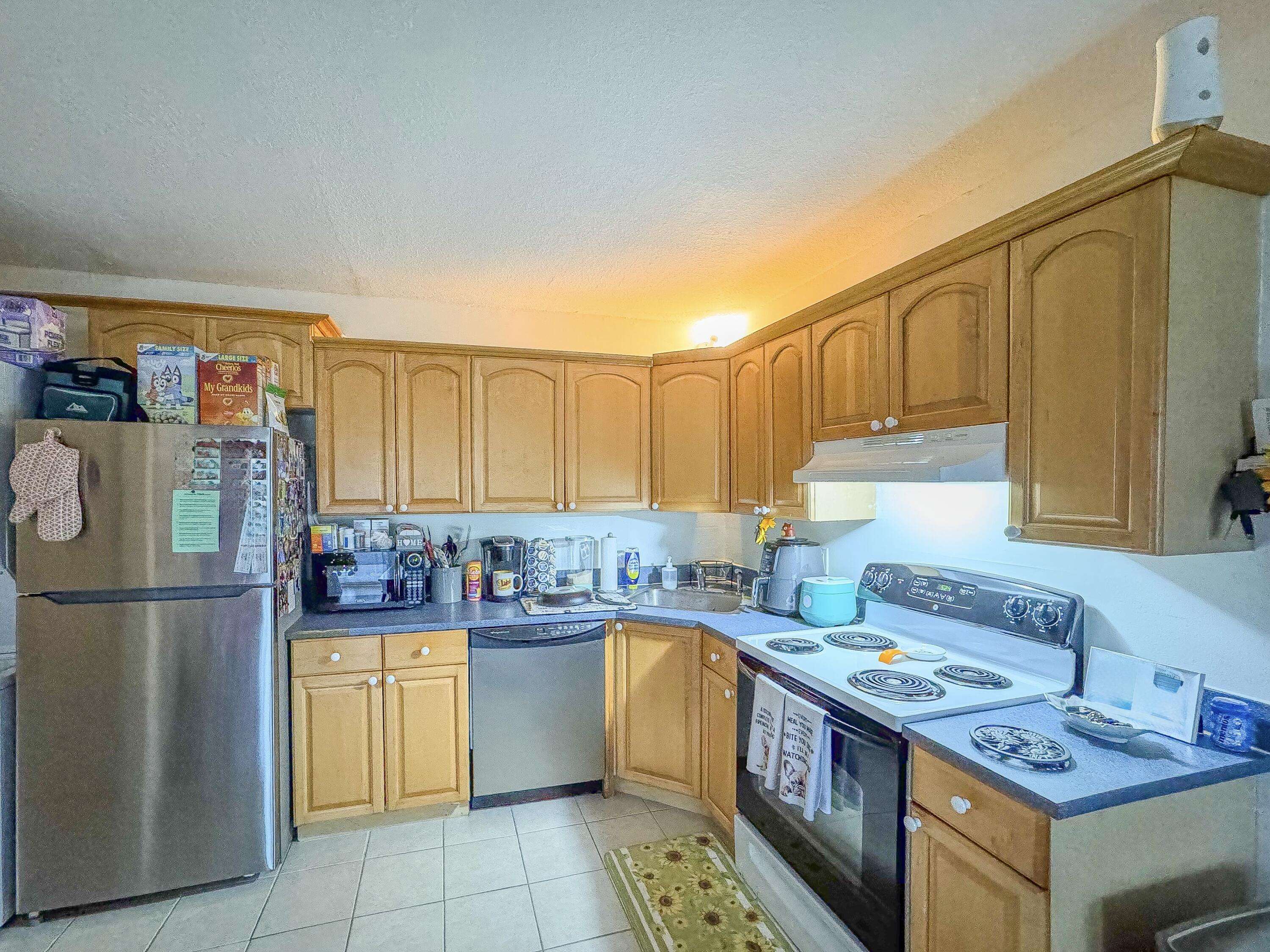 West Palm Beach, FL 33409,1108 Green Pine BLVD E2