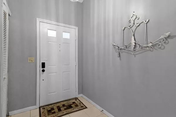 Boynton Beach, FL 33472,5914 W Parkwalk CIR