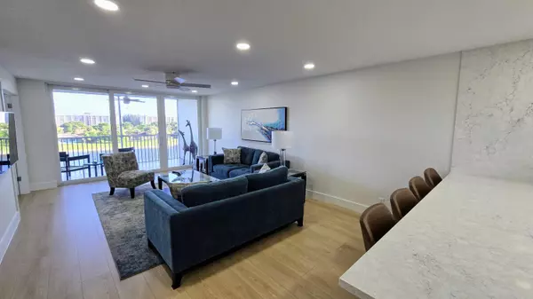 Pompano Beach, FL 33069,3150 N Course LN 602