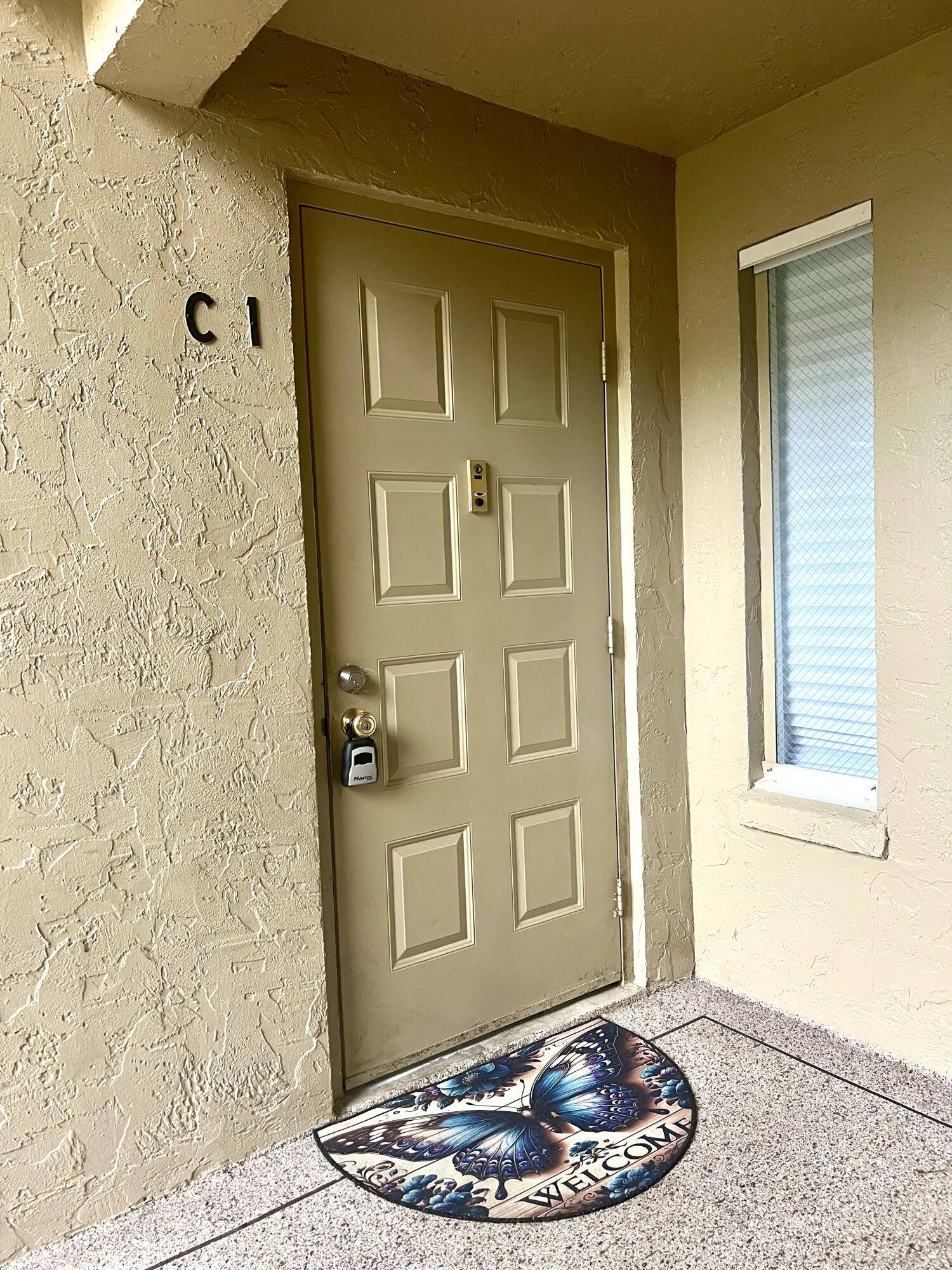 Greenacres, FL 33415,714 N Sunny Pine WAY C1