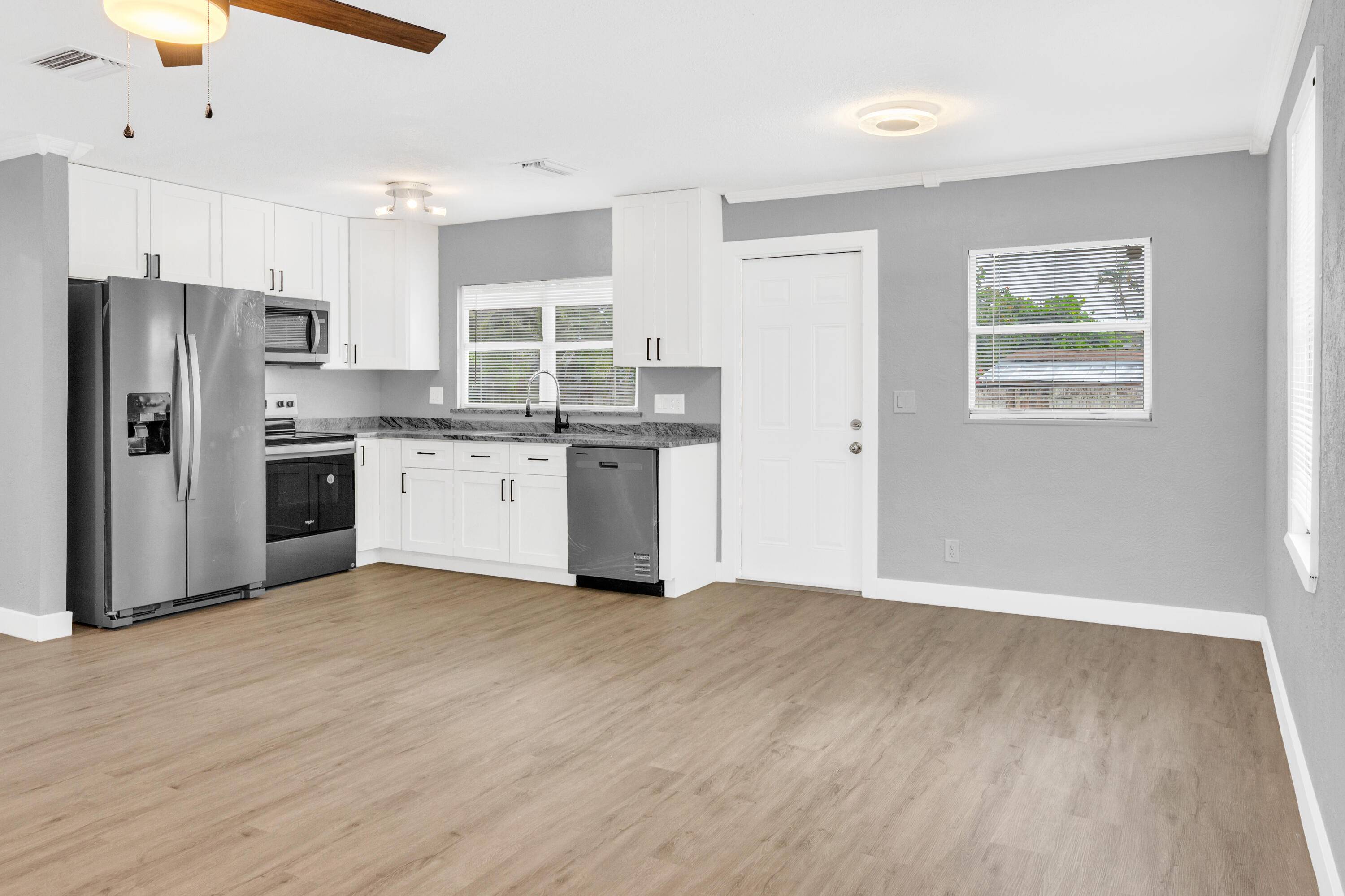 Lantana, FL 33462,3931 Kewanee RD