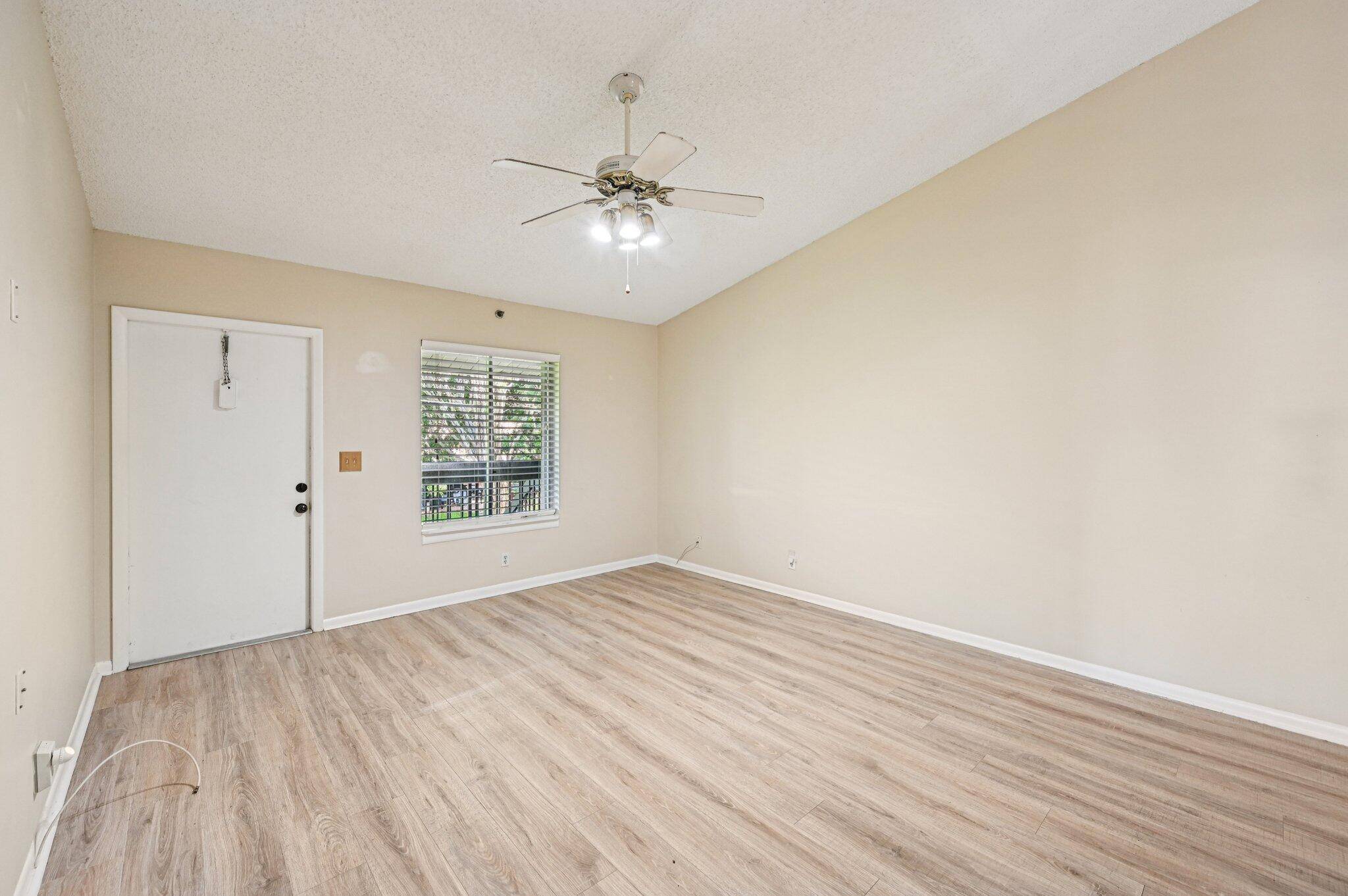 Jupiter, FL 33458,6342 Chasewood DR H