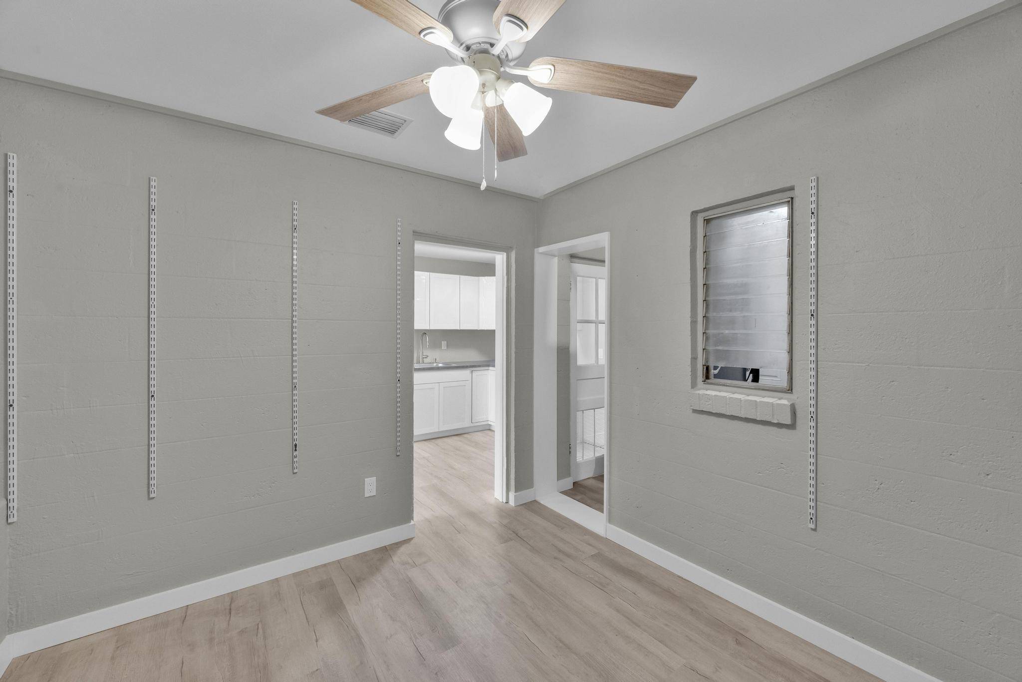 Fort Pierce, FL 34946,5007 San Diego AVE