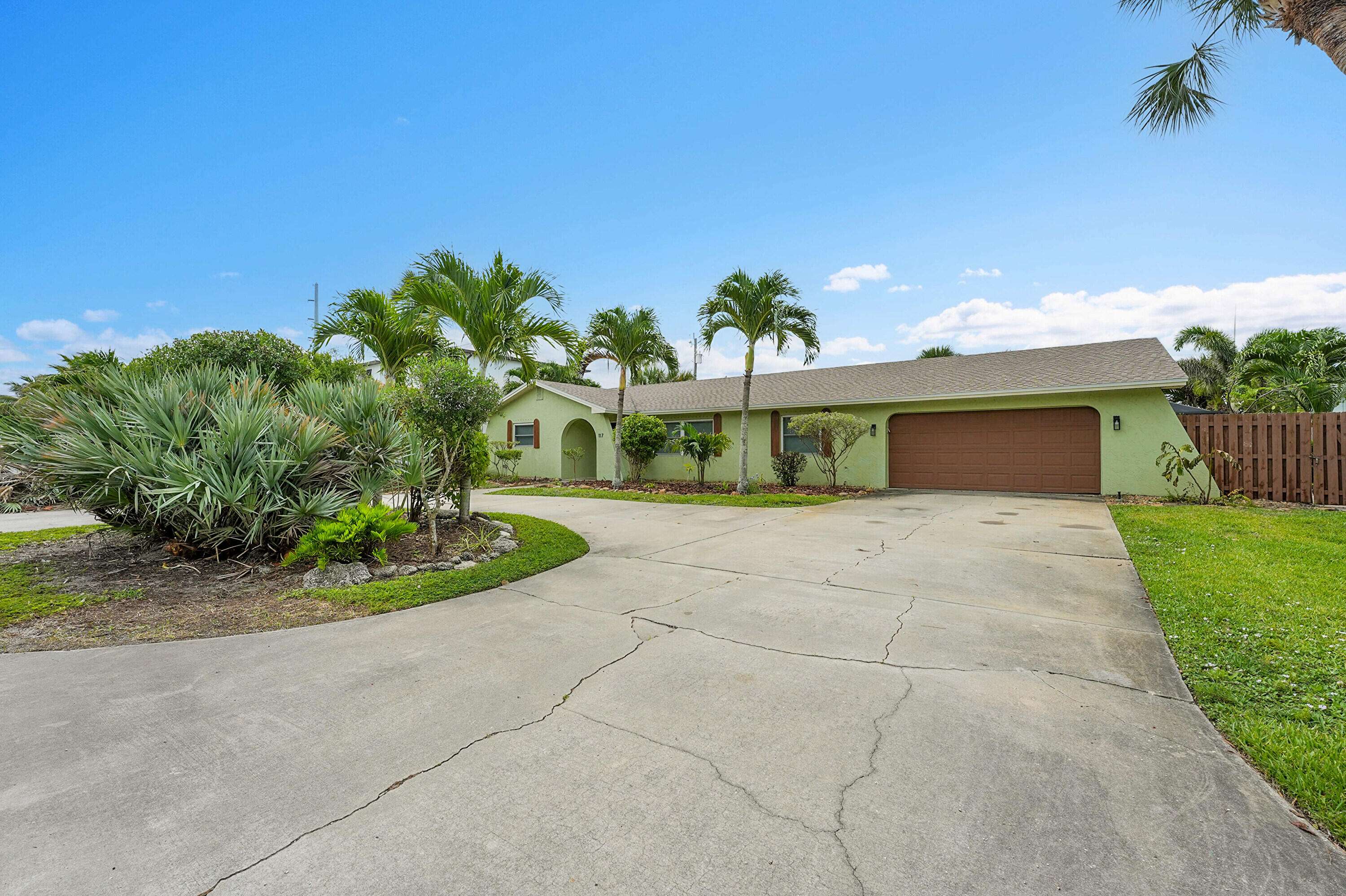 Indialantic, FL 32903,117 12th AVE