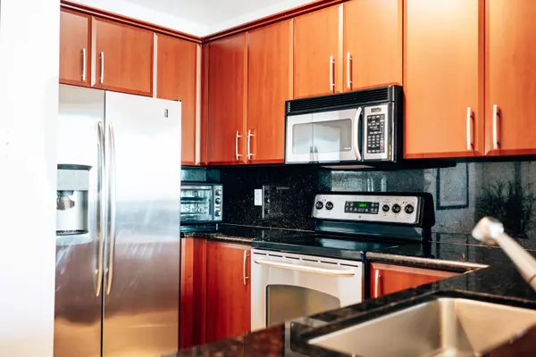 West Palm Beach, FL 33401,403 S Sapodilla AVE 718