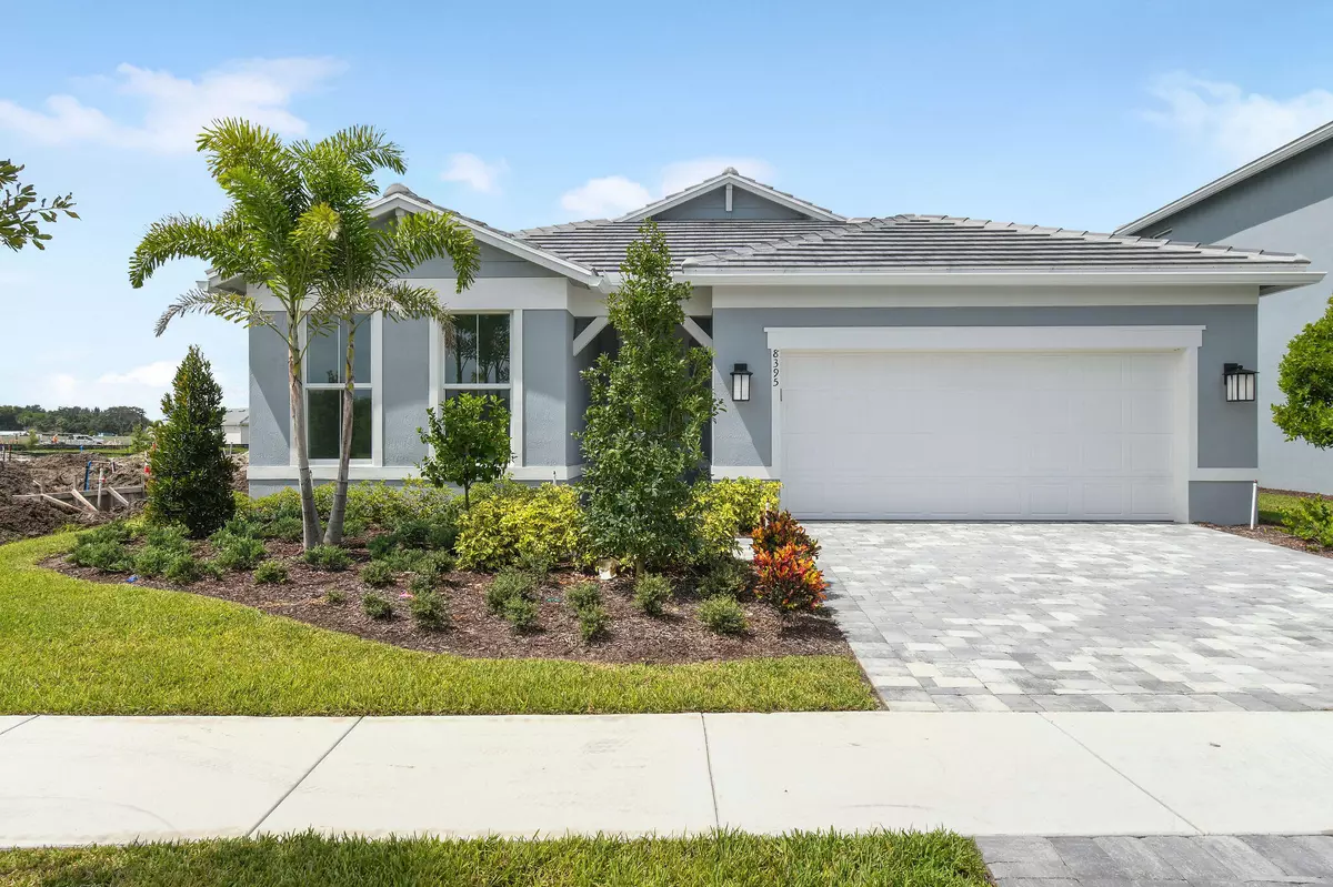 Vero Beach, FL 32967,8395 Pequod AVE Prestige 105