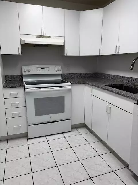 Boca Raton, FL 33487,5280 NW 2nd AVE 213