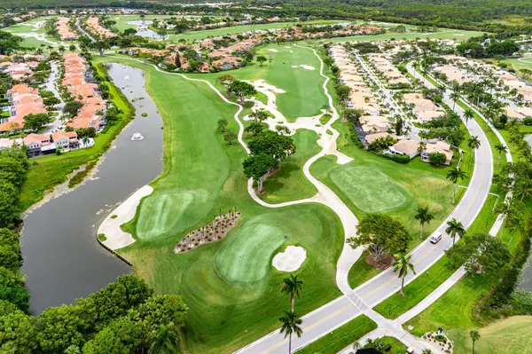 7690 Hummingbird CT, West Palm Beach, FL 33412