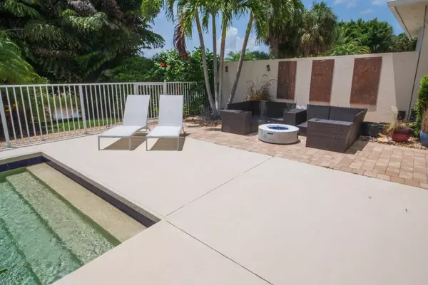 Palm Beach Gardens, FL 33410,247 Kelsey Park CIR