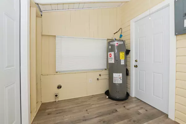 Fort Pierce, FL 34950,119 S 11th ST