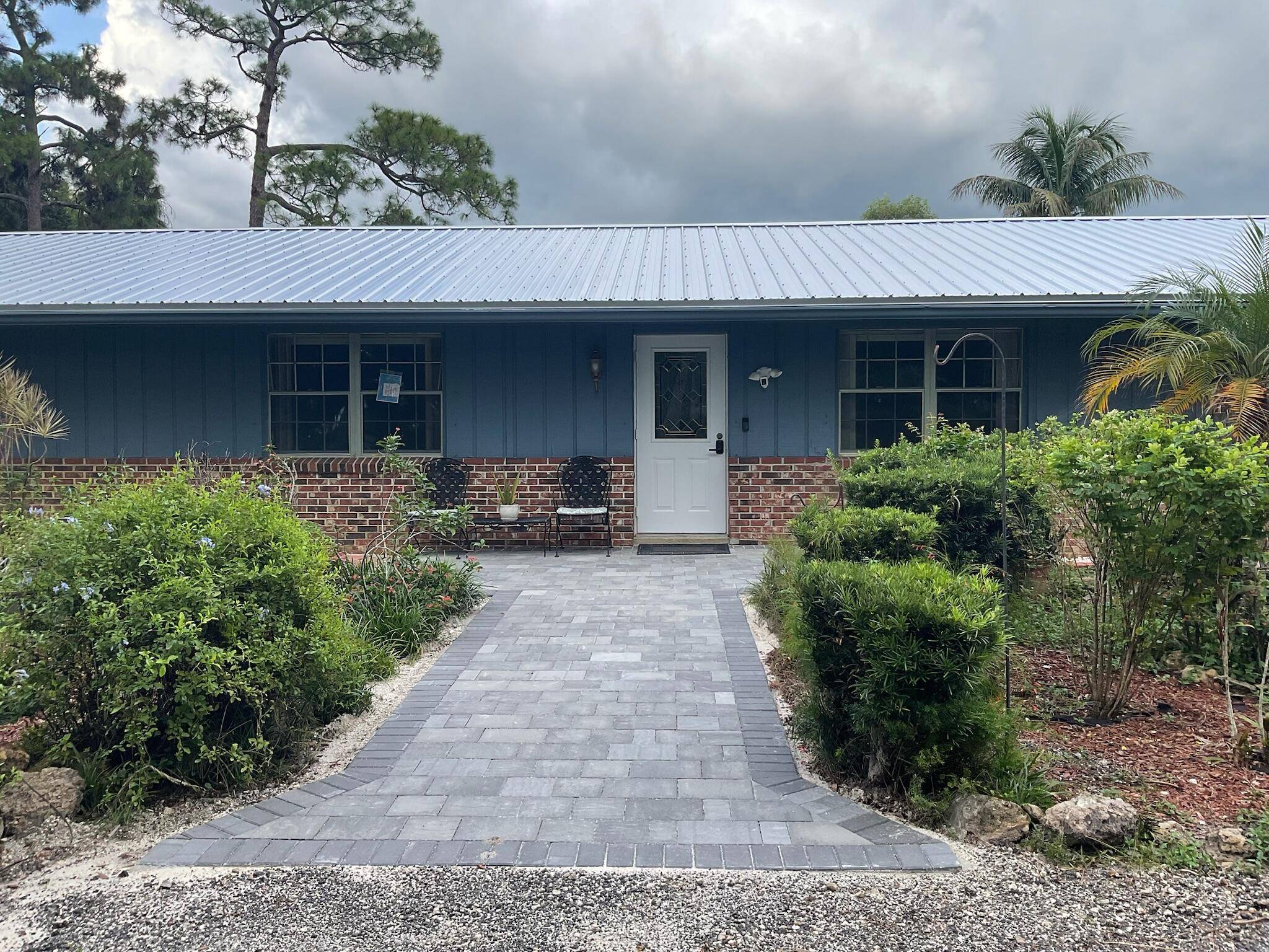 Loxahatchee Groves, FL 33470,3208 A RD