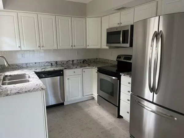 Lake Worth Beach, FL 33460,325 S Ocean Breeze 1
