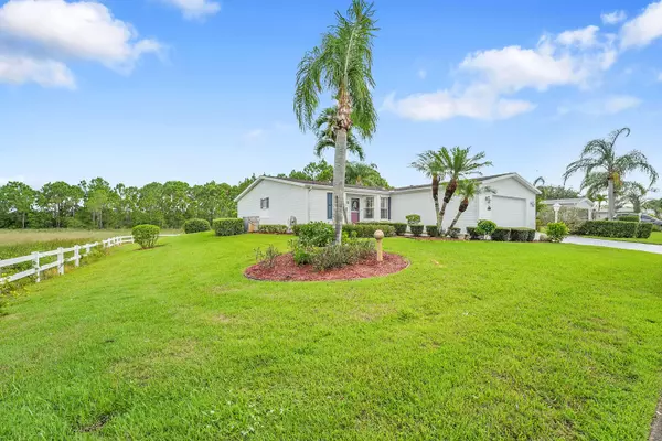 Port Saint Lucie, FL 34952,7805 White Ibis LN