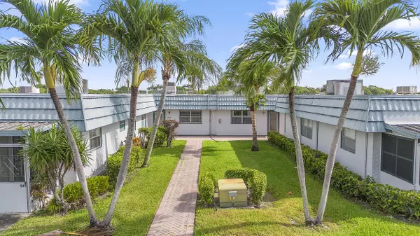 Delray Beach, FL 33446,8 Waterford A
