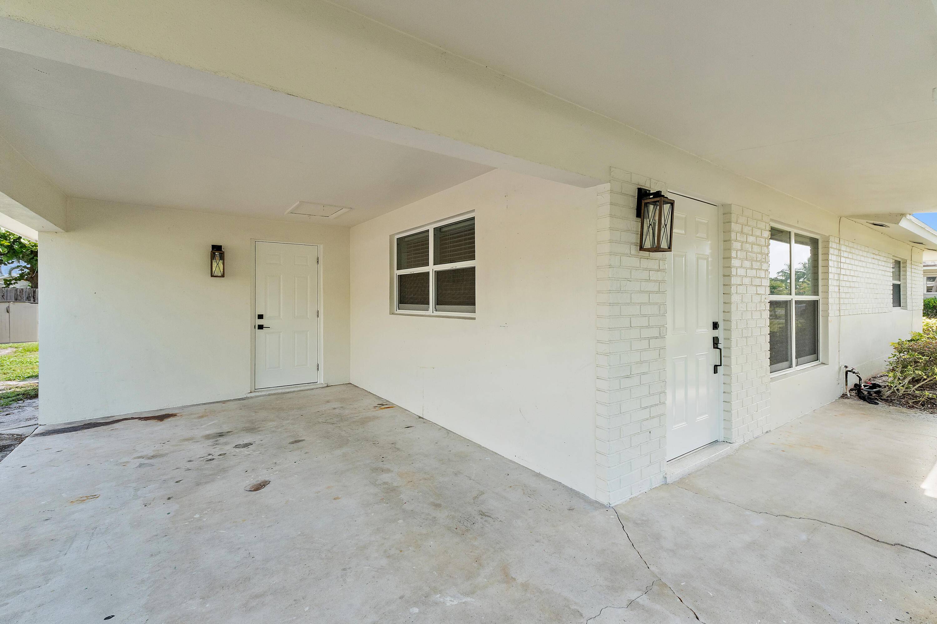 Jupiter, FL 33469,9 E Windsor RD