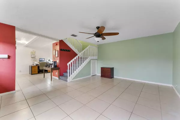 Lake Worth, FL 33461,2828 Kirk RD