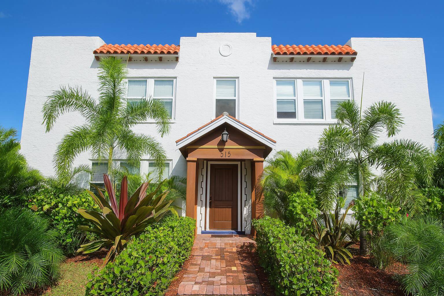 West Palm Beach, FL 33401,815 Upland RD 12
