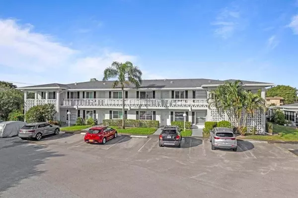 Delray Beach, FL 33445,2915 SW 15th ST 103