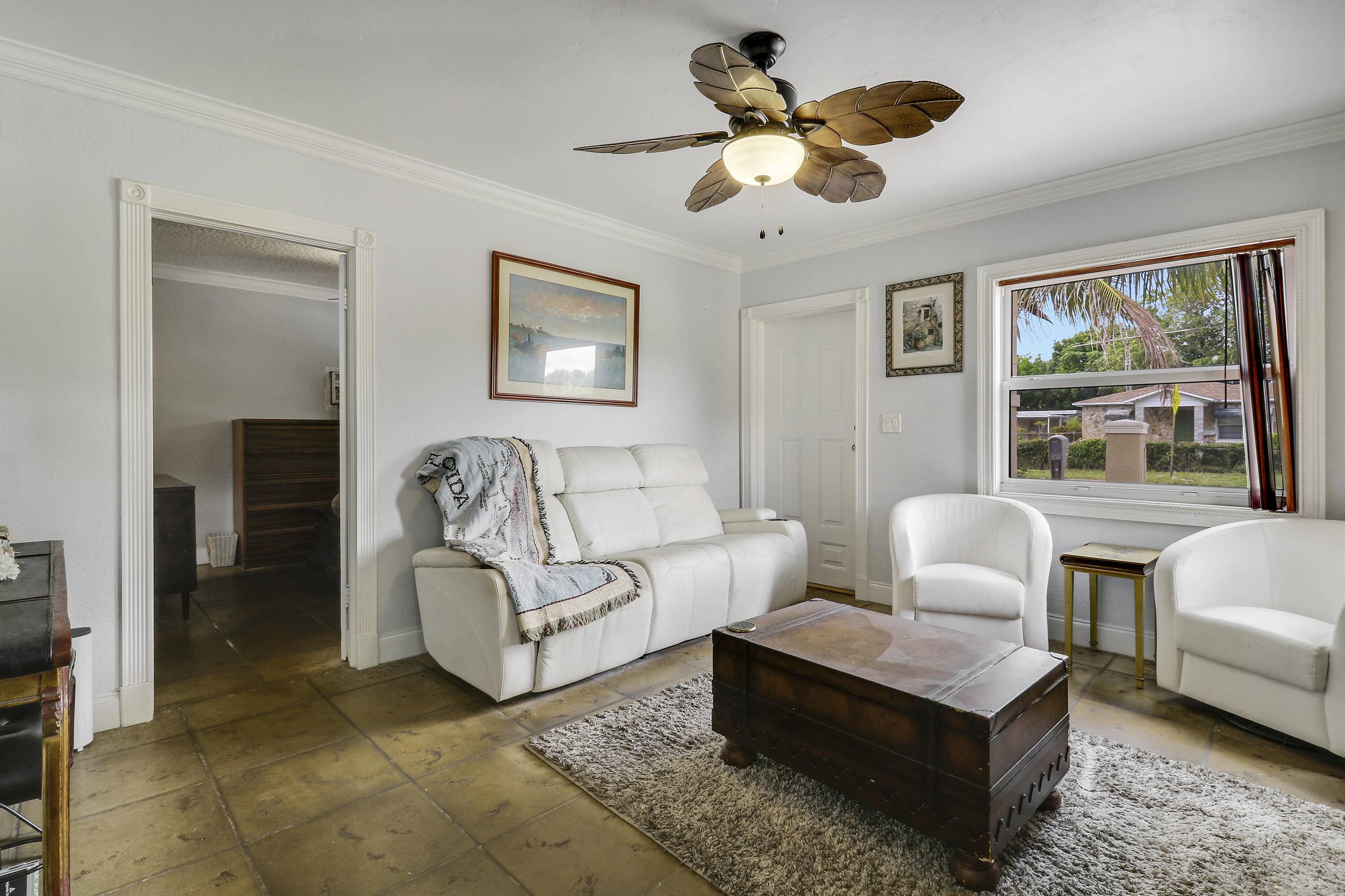 Riviera Beach, FL 33404,162 W 24th ST