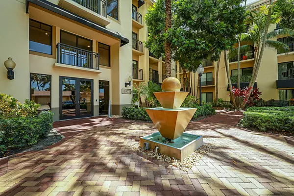 Palm Beach Gardens, FL 33418,4903 Midtown LN 3404