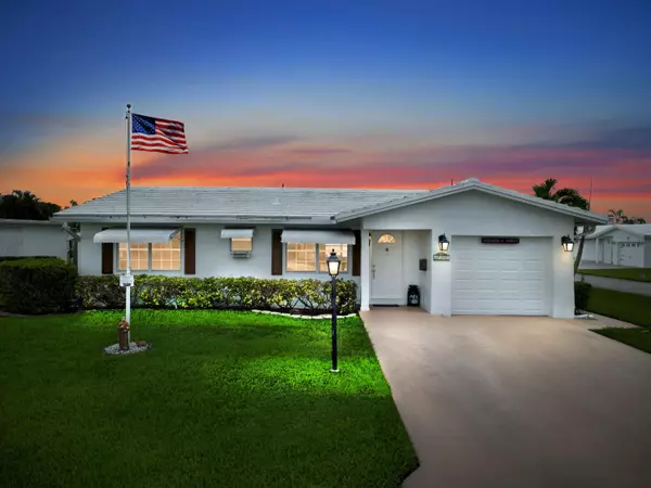 810 SW 8 AVE, Boynton Beach, FL 33426