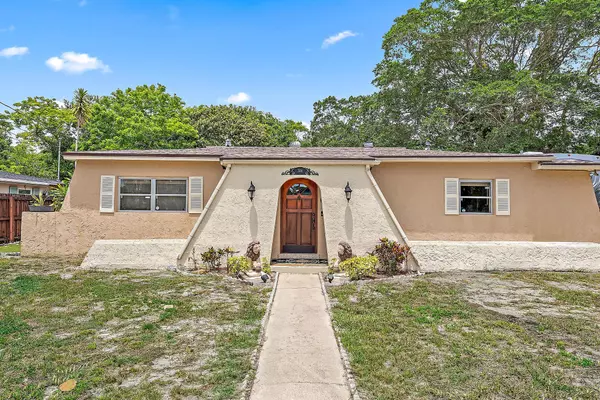 Jupiter, FL 33458,306 S Caloosahatchee AVE