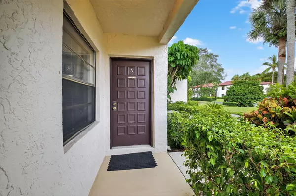 Boca Raton, FL 33433,7979 Eastlake DR 3-A